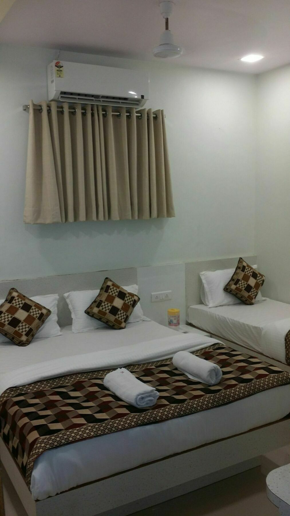 Hotel Kf Residency Bombaj Zewnętrze zdjęcie